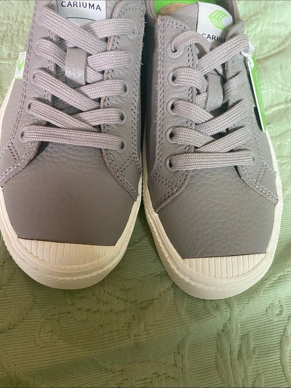 Cariuma Grey Low-Top Sneakers with Lime Green Insoles